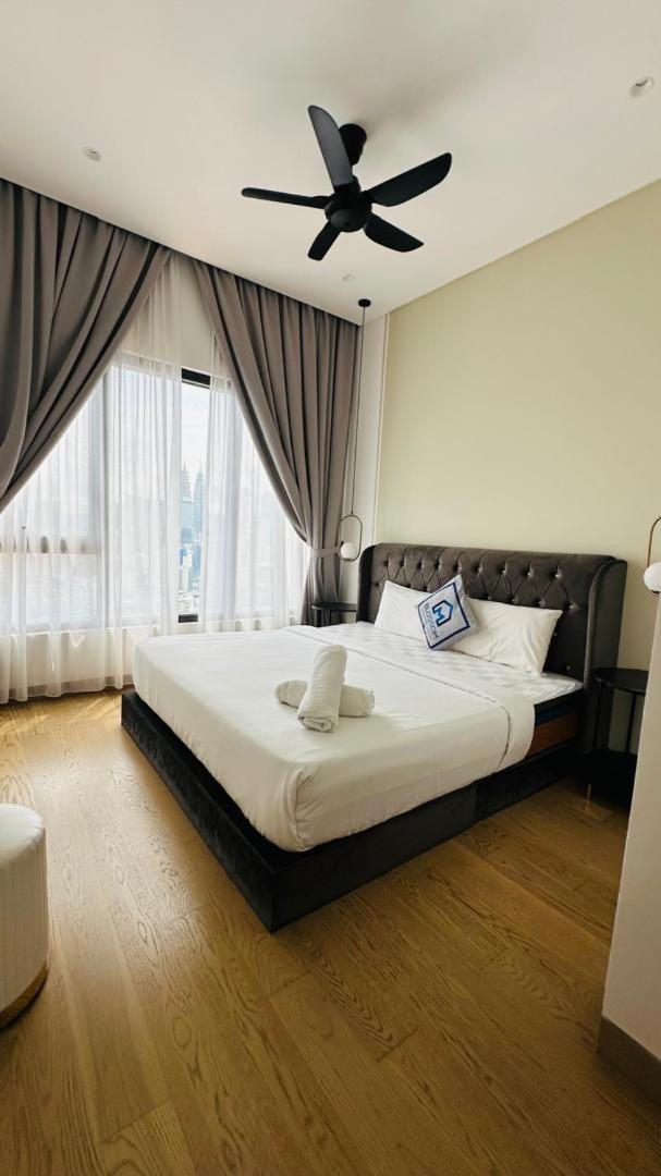 Lucentia Residents At Bbcc Lalaport Bukit Bintang Apartment Kuala Lumpur Exterior photo