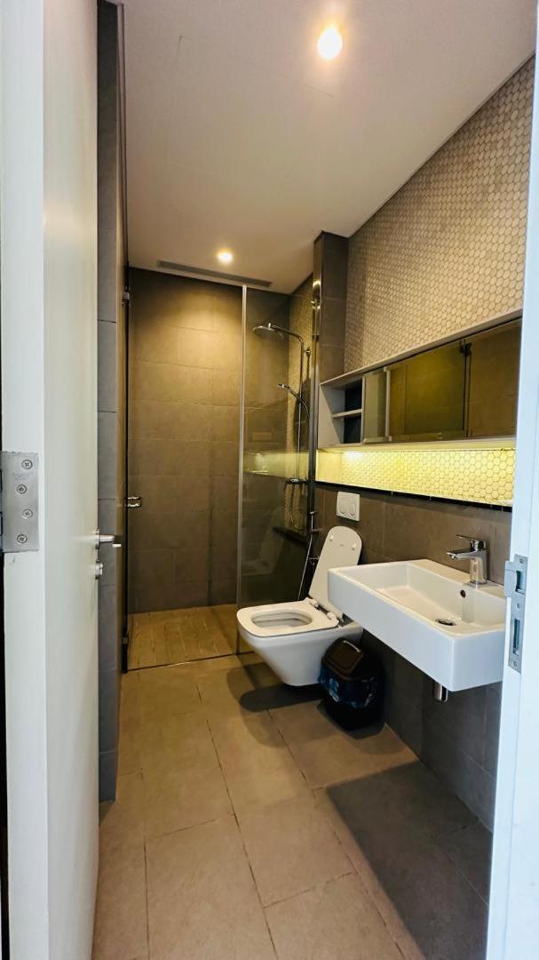 Lucentia Residents At Bbcc Lalaport Bukit Bintang Apartment Kuala Lumpur Exterior photo