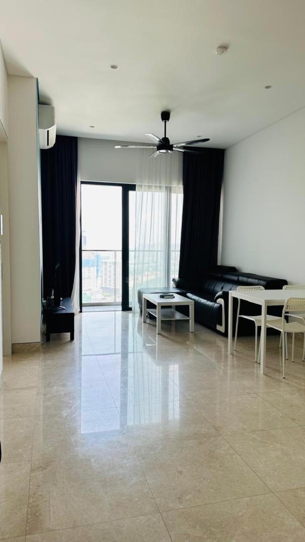 Lucentia Residents At Bbcc Lalaport Bukit Bintang Apartment Kuala Lumpur Exterior photo